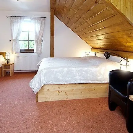 Ξενοδοχείο Wellness Holzberg Suchá Rudná