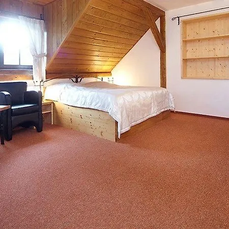 Wellness Holzberg - Kryty Relaxacni Bazen, Detsky Bazen, Whirlpool, Sauna, Restaurace, Bowling, Venkovni Hriste, Herna, Pingpong, Billiard 4*