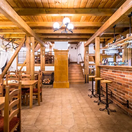 Wellness Holzberg - Kryty Relaxacni Bazen, Detsky Bazen, Whirlpool, Sauna, Restaurace, Bowling, Venkovni Hriste, Herna, Pingpong, Billiard Hotel 4*