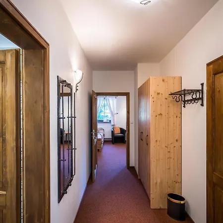 Holzberg 4*