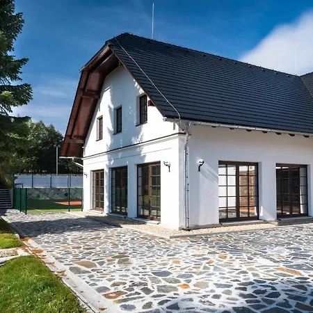 Wellness Holzberg Hotell Suchá Rudná