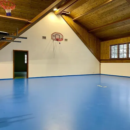 Wellness Holzberg - Krytý Relaxační Bazén, Dětský Bazén, Whirlpool, Sauna, Restaurace, Bowling, Venkovní Hřiště, Herna, Pingpong, Billiard
